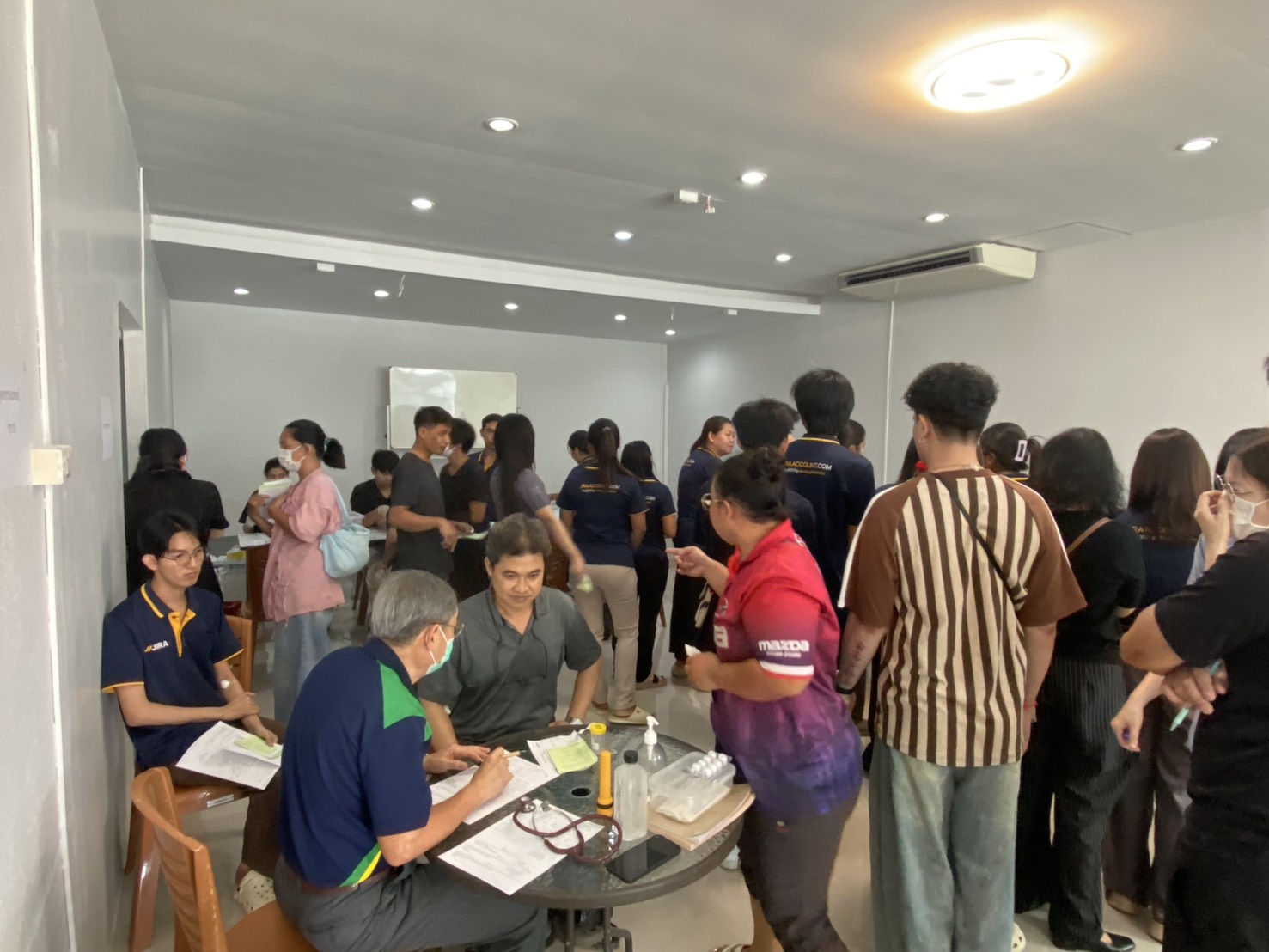 บริษัท จิรการบัญชี จำกัด สนับสนุนพื้นที่จัดกิจกรรม "ตรวจสุขภาพประจำปี 2569" ร่วมกับโรงพยาบาลพระปกเกล้า เพื่อผู้ประกันตน มาตรา 33 และ 39 รูปที่ 6